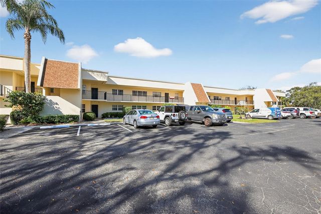 7880 PALM AIRE LANE 205, Sarasota, FL 34243