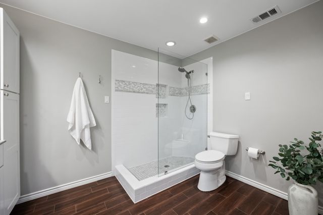 7406 La Manga Drive, Dallas, TX 75248