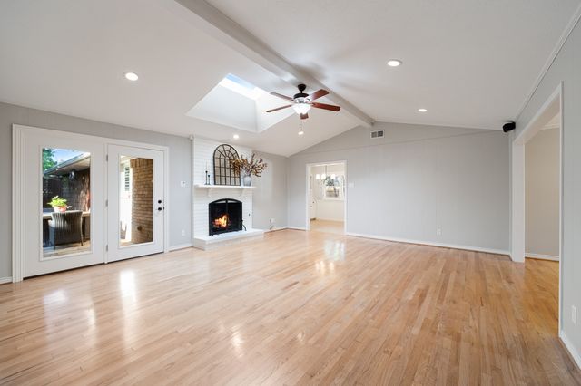 7406 La Manga Drive, Dallas, TX 75248