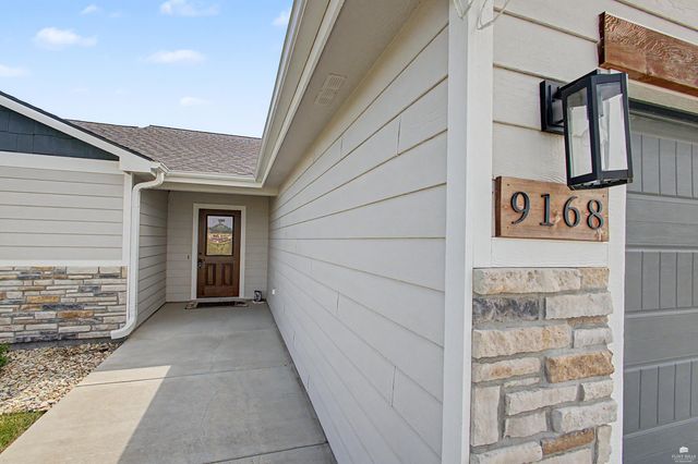 9168 Dave Drive, Manhattan, KS 66502