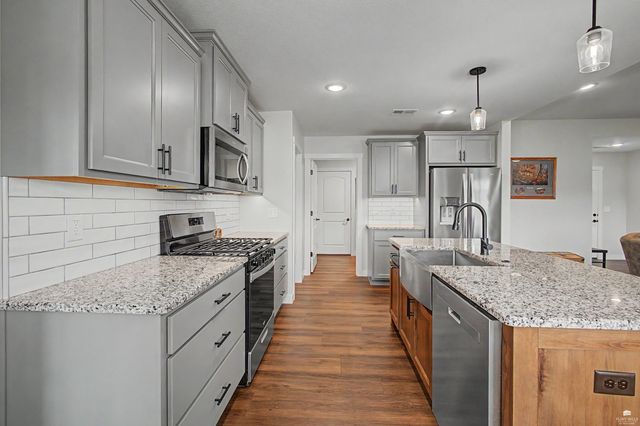 9168 Dave Drive, Manhattan, KS 66502