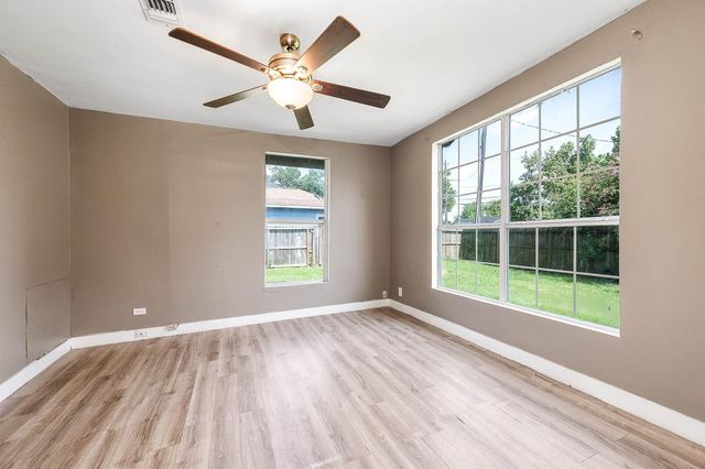 539 Melbourne Street, Houston, TX 77022