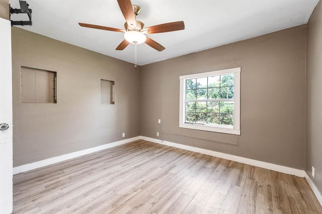 539 Melbourne Street, Houston, TX 77022