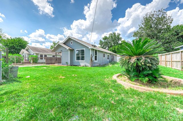 539 Melbourne Street, Houston, TX 77022