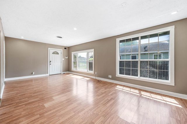 539 Melbourne Street, Houston, TX 77022