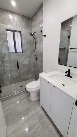 40 SW 34th Ave C, Miami, FL 33135