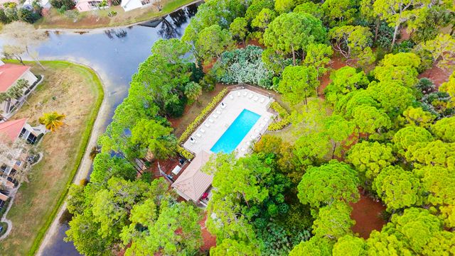 316 Hammocks Trail, Greenacres, FL 33413