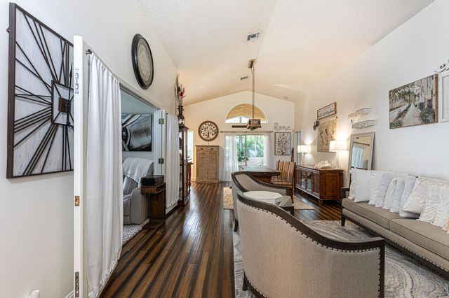 316 Hammocks Trail, Greenacres, FL 33413