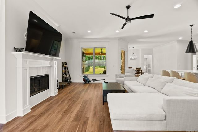 317 Rosemary Way, Little Rock, AR 72223