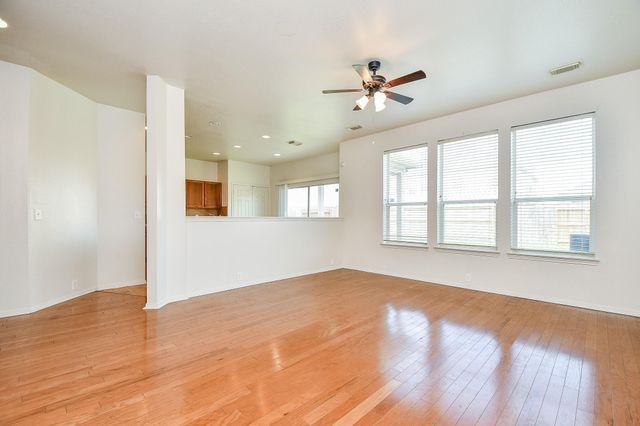 3002 Edgewick Elm Street, Fresno, TX 77545