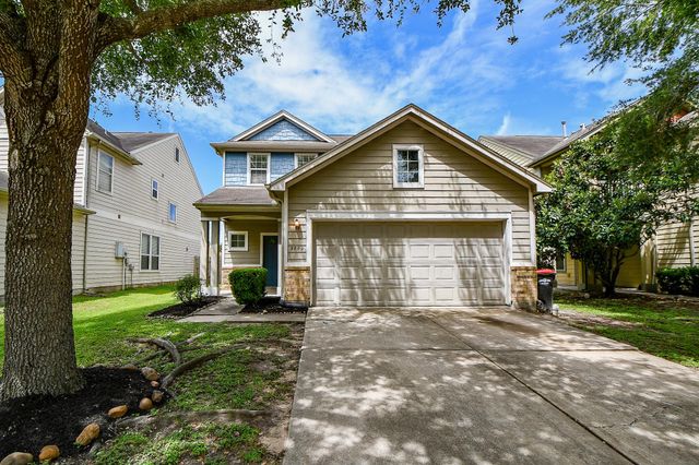 3002 Edgewick Elm Street, Fresno, TX 77545