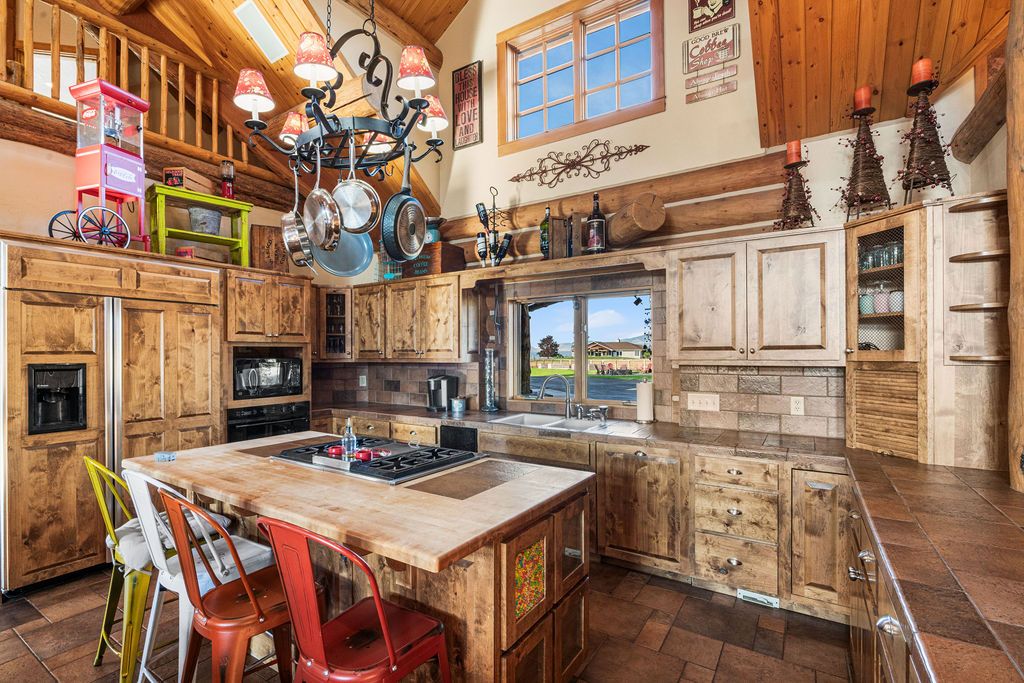 524 Arrow Hill Drive, Hamilton, MT 59840 photo 13