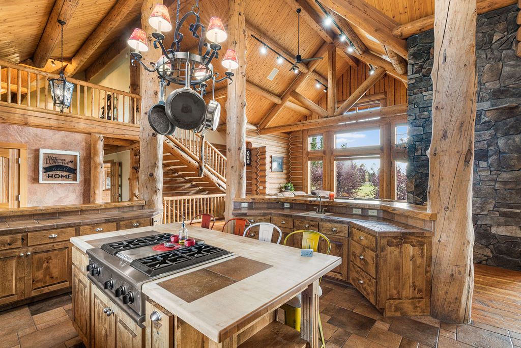 524 Arrow Hill Drive, Hamilton, MT 59840 photo 15