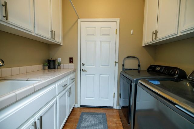 6529 Tassle Cir, Hughson, CA 95326