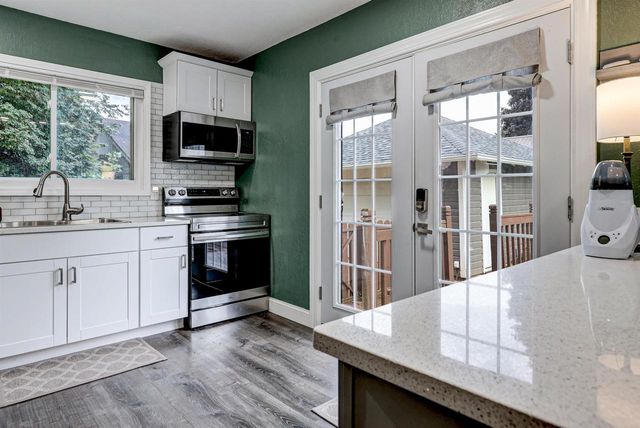 727 N BENNETT STREET, Appleton, WI 54914