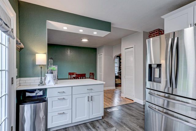 727 N BENNETT STREET, Appleton, WI 54914
