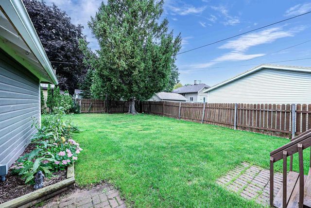 727 N BENNETT STREET, Appleton, WI 54914