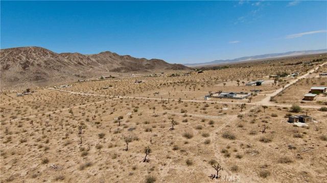 1903 Osgood, Landers, CA 92285