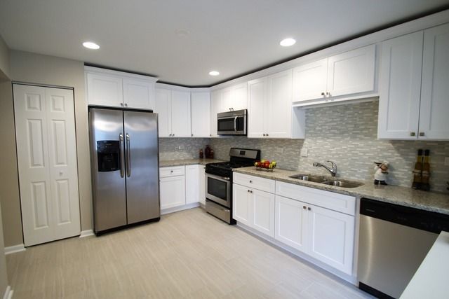 118 Morningside Lane W 118, Buffalo Grove, IL 60089