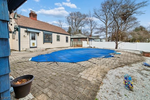 539 Mountainview Ter, Dunellen Boro, NJ 08812