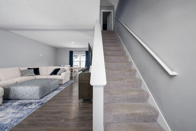 1285 Bluejack Lane, Heath, OH 43056