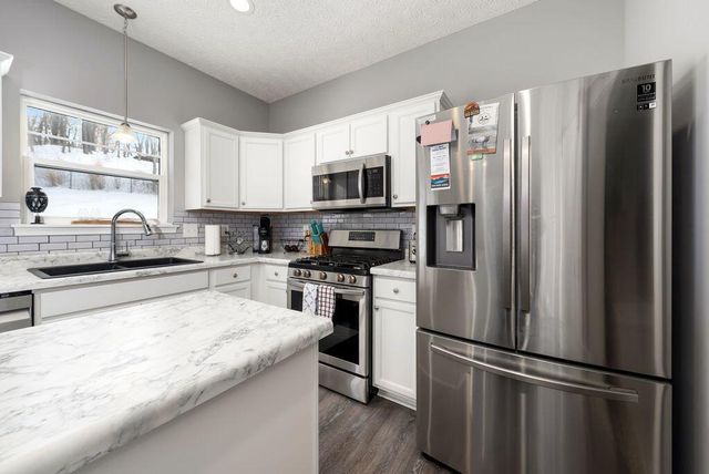 1285 Bluejack Lane, Heath, OH 43056