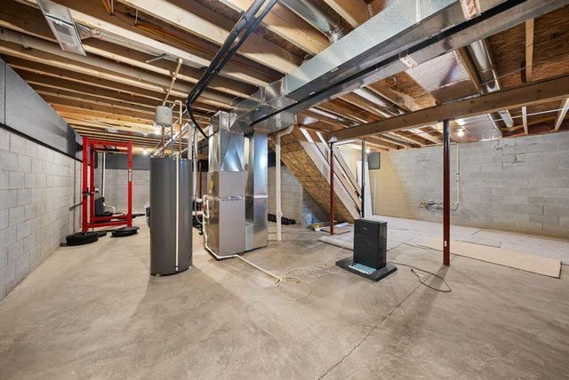 1285 Bluejack Lane, Heath, OH 43056