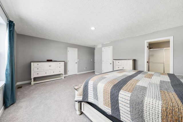 1285 Bluejack Lane, Heath, OH 43056