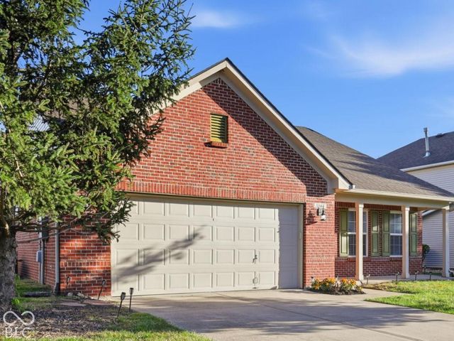 5868 W Deerview Bend, Mccordsville, IN 46055
