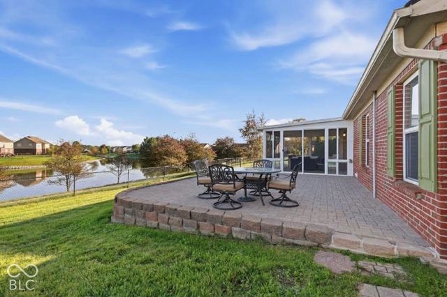 5868 W Deerview Bend, Mccordsville, IN 46055