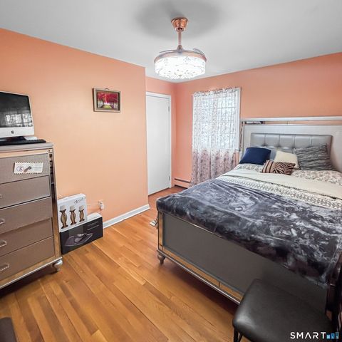 364 Griffin Avenue, Bridgeport, CT 06606