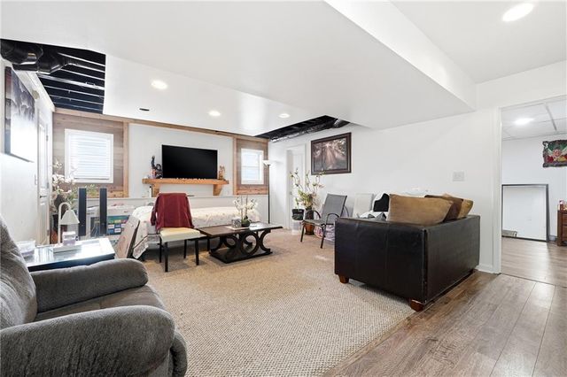 599 Springwood NW Drive, Lilburn, GA 30047