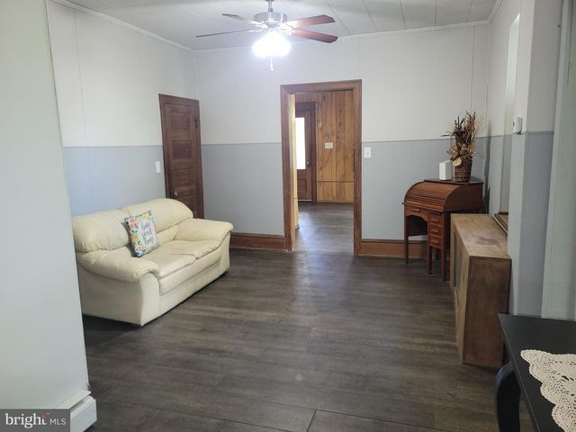 19 EUCLID AVE, Pitman, NJ 08071