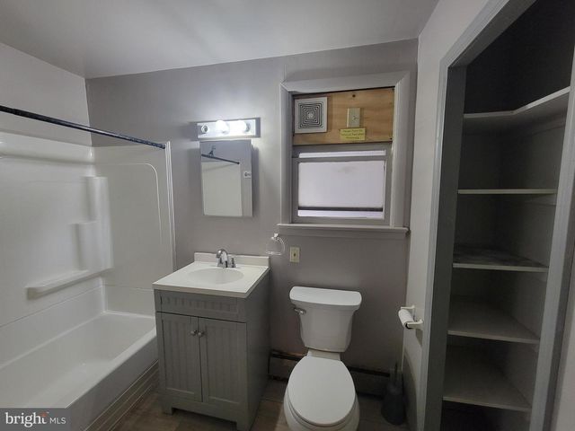 19 EUCLID AVE, Pitman, NJ 08071