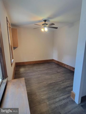 19 EUCLID AVE, Pitman, NJ 08071