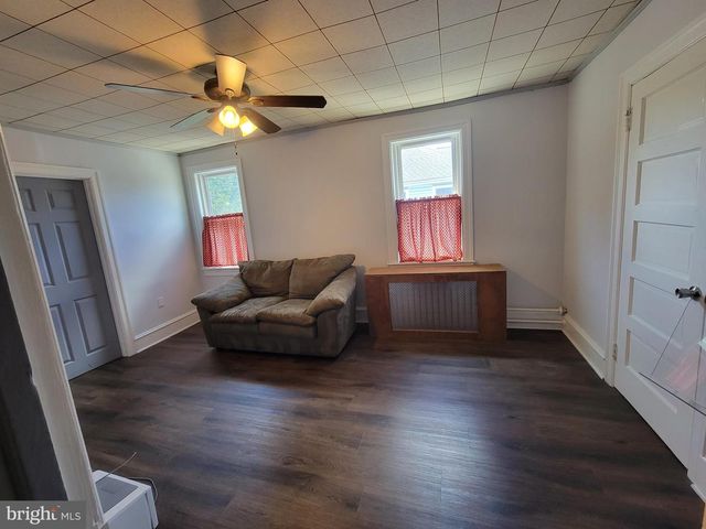 19 EUCLID AVE, Pitman, NJ 08071