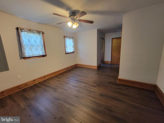 19 EUCLID AVE, Pitman, NJ 08071