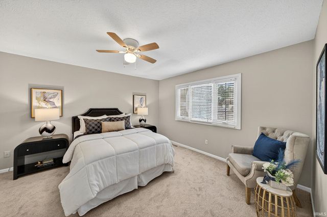 11356 Anderson Lake Drive, Granger, IN 46530