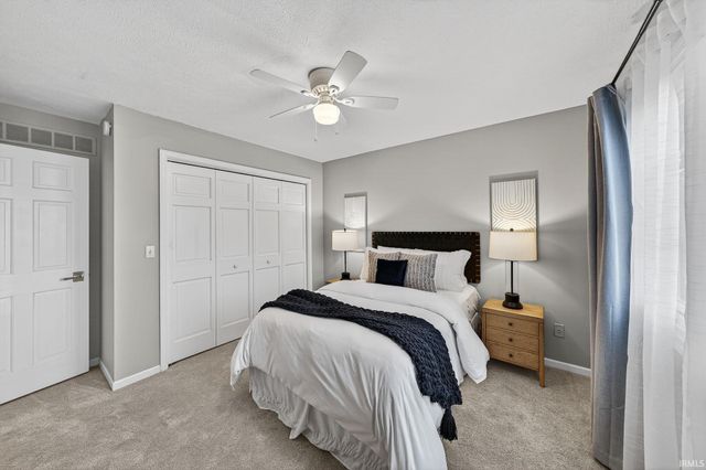 11356 Anderson Lake Drive, Granger, IN 46530