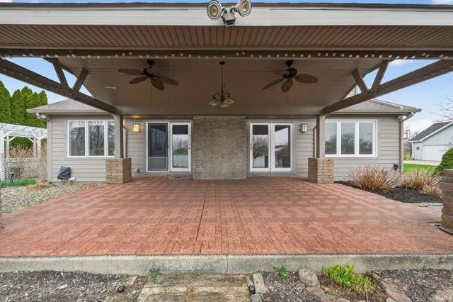 11356 Anderson Lake Drive, Granger, IN 46530