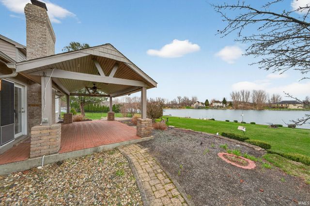 11356 Anderson Lake Drive, Granger, IN 46530