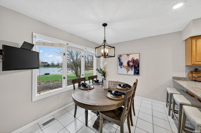 11356 Anderson Lake Drive, Granger, IN 46530