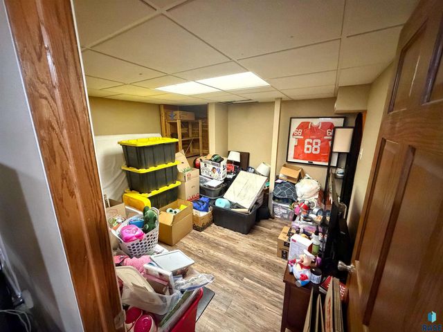 3900 S Holbrook Ave Avenue, Sioux Falls, SD 57106