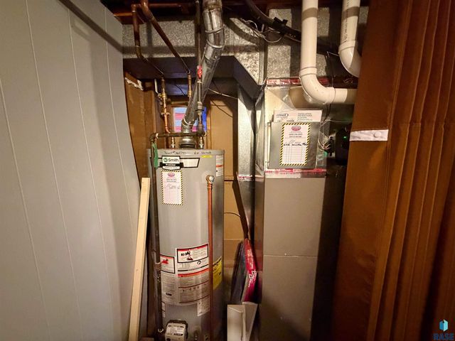 3900 S Holbrook Ave Avenue, Sioux Falls, SD 57106