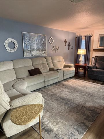 2923 Shady Knoll Lane, Bedford, TX 76021