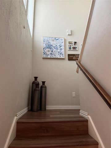 2923 Shady Knoll Lane, Bedford, TX 76021