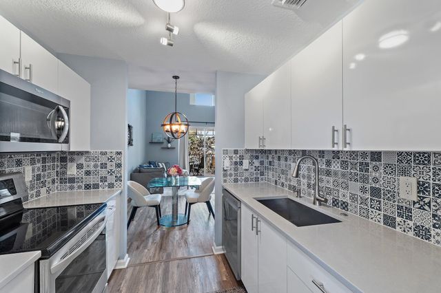 4736 Chancellor Drive 22, Jupiter, FL 33458