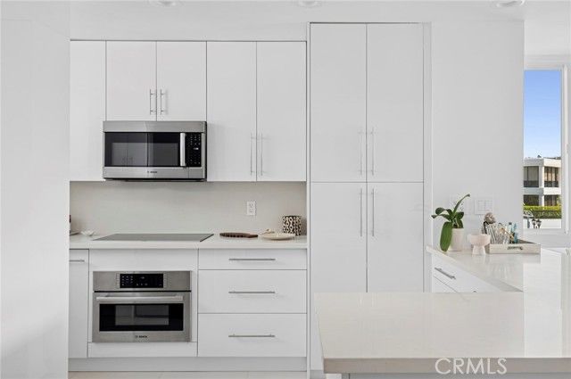 775 Avocado, Corona Del Mar (newport Beach), CA 92625