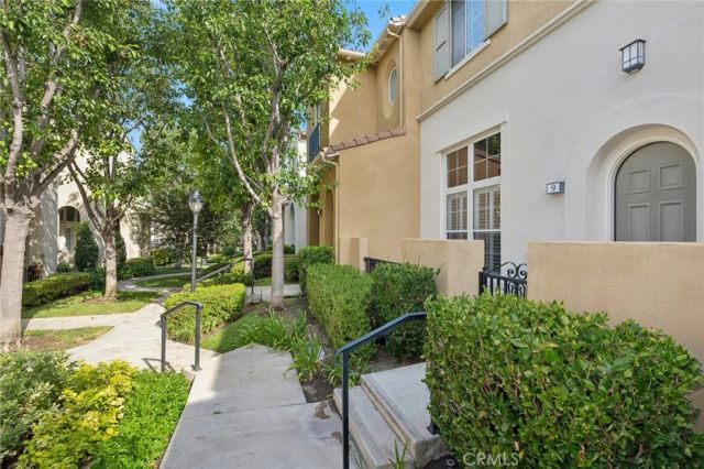 9 Bonsall 61, Irvine, CA 92602