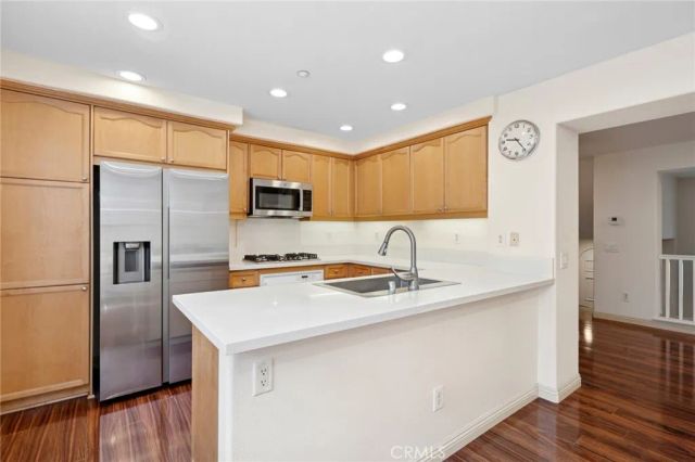 9 Bonsall 61, Irvine, CA 92602